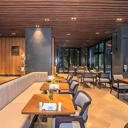 Hotel Opale