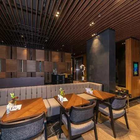 Hotel Opale
