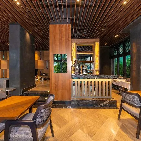 Hotel Opale